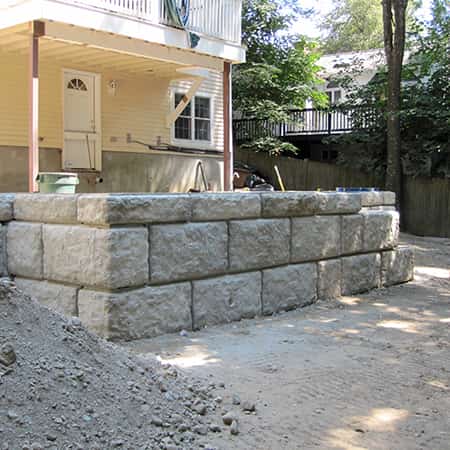 concrete-retaining-wall-contractor concrete-retaining-wall-contractor