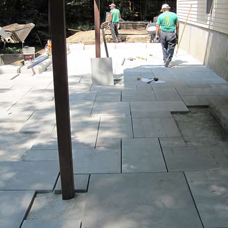 natural-stone-patio-installation natural-stone-patio-installation