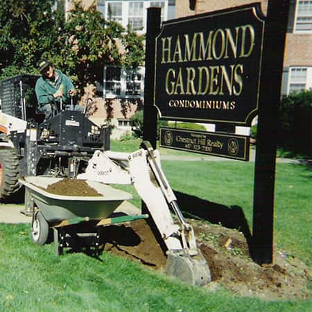 natural-stone-retaining-wall-installation
