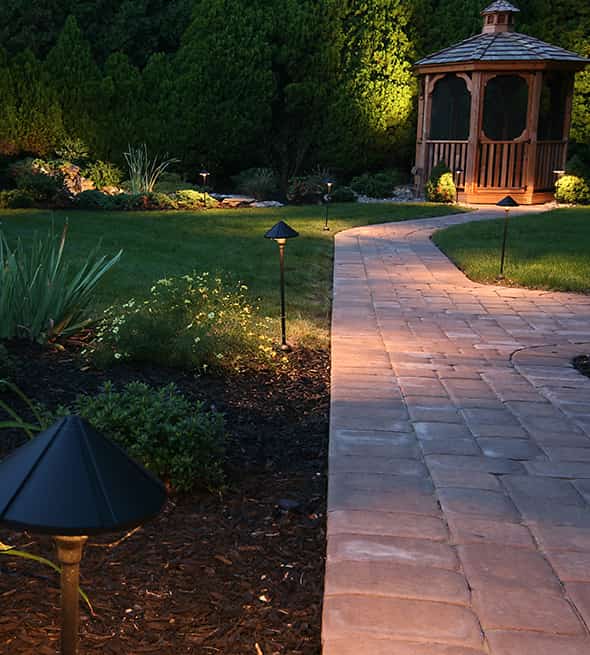 outdoor-landscaping-lighting outdoor-landscape-lighting