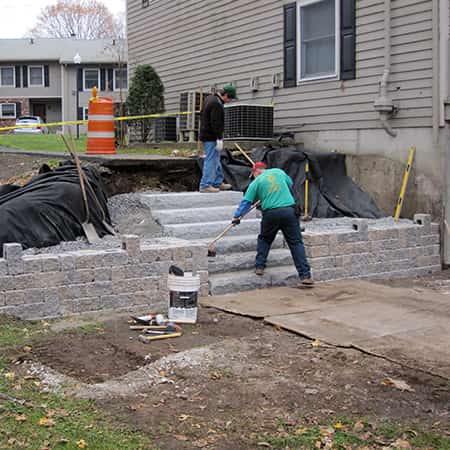 paver-retaining-wall-staircase
